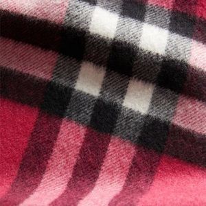 Burberry scarf fuchsia